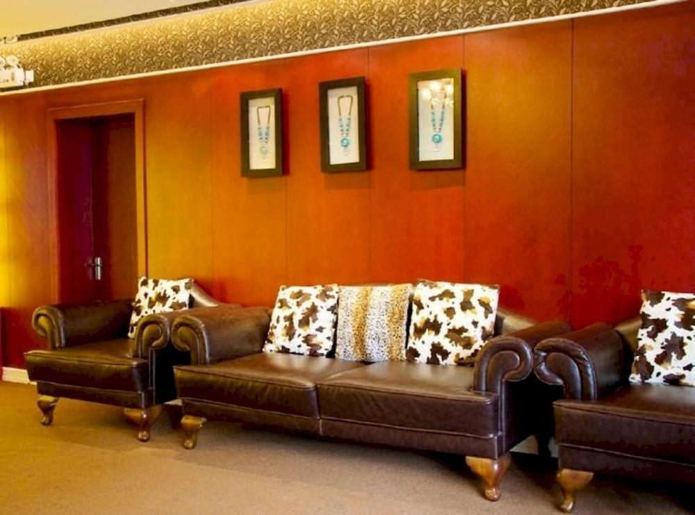 Manhattan Jinling Hotel Şanghay Dış mekan fotoğraf