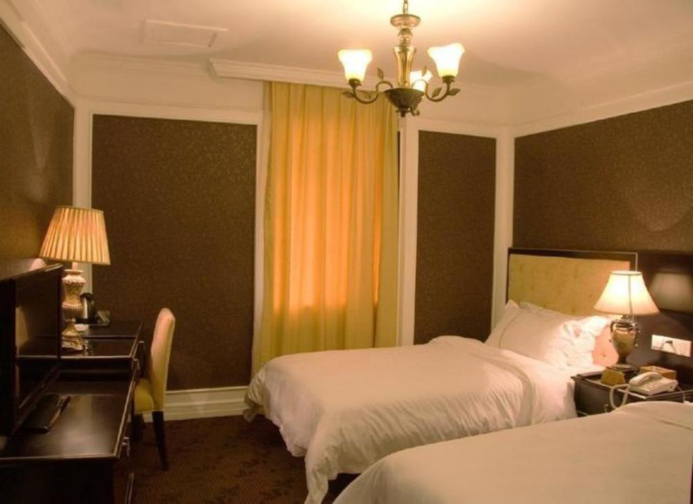 Manhattan Jinling Hotel Şanghay Dış mekan fotoğraf