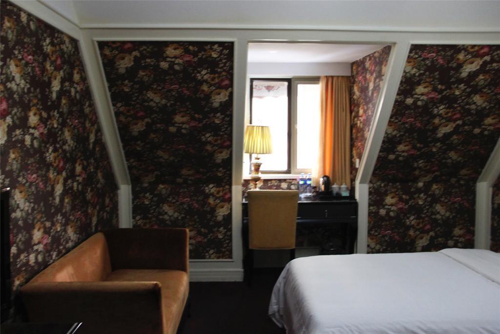 Manhattan Jinling Hotel Şanghay Oda fotoğraf