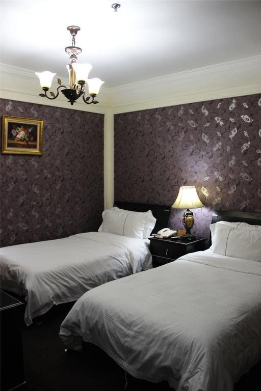 Manhattan Jinling Hotel Şanghay Oda fotoğraf