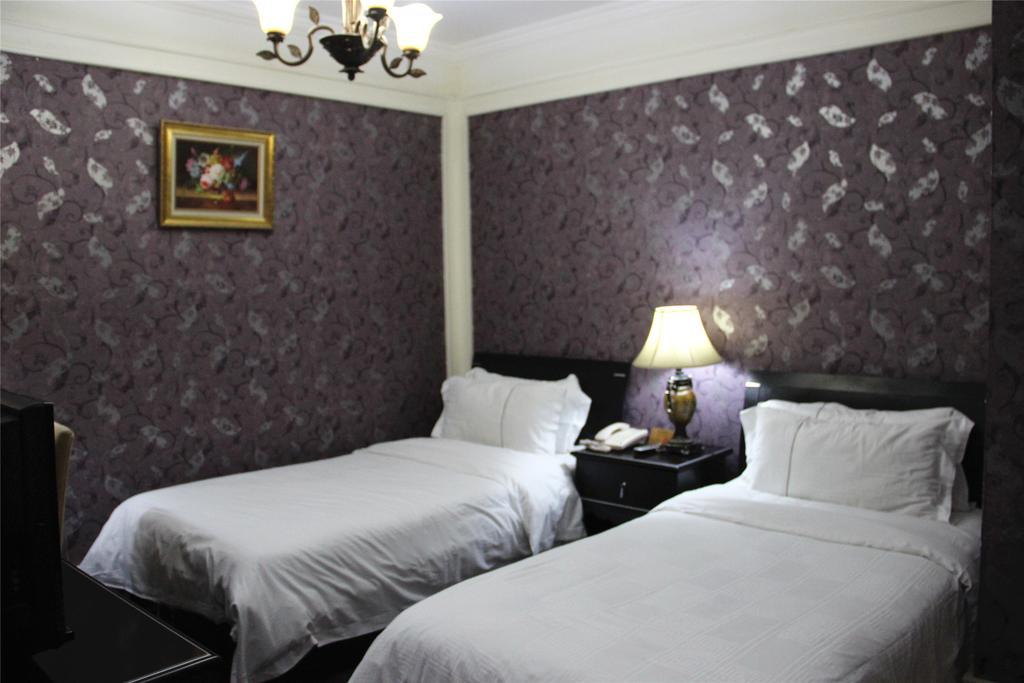 Manhattan Jinling Hotel Şanghay Oda fotoğraf