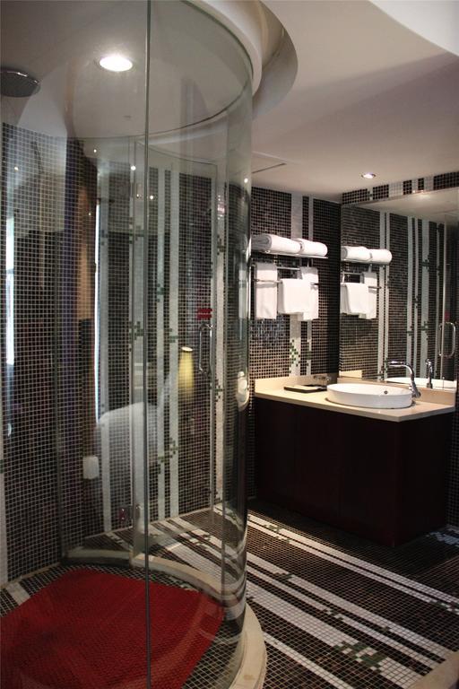 Manhattan Jinling Hotel Şanghay Oda fotoğraf